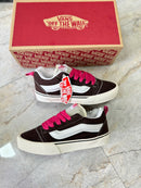 Vans knu Marrom